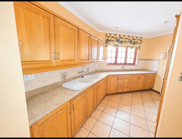 3 BEDROOM HOUSE FOR SALE IN SECUNDA